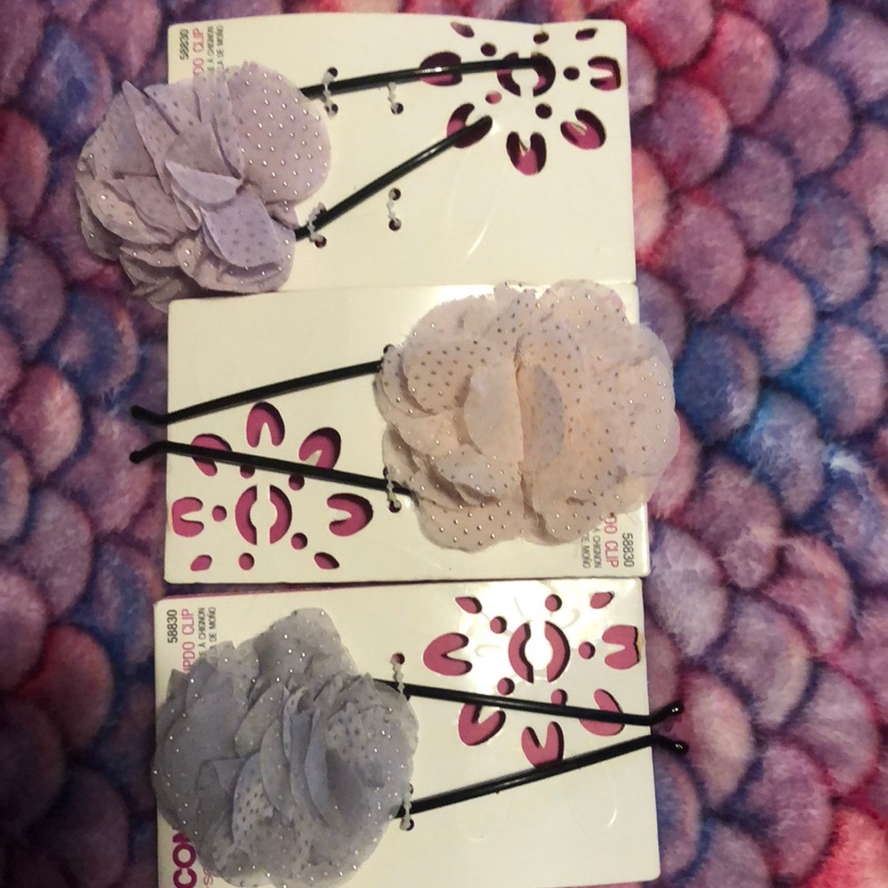 Hair clips